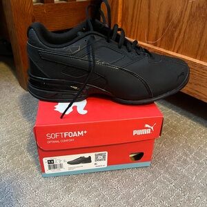 PUMA Men's Black SoftFoam+ Sneakers
